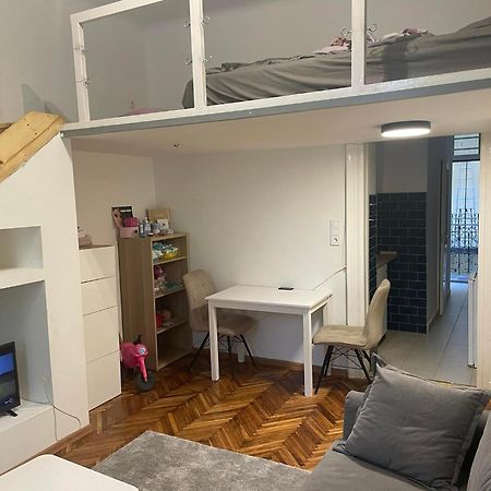 Gogolove Cozy Apartment Budapest Eksteriør bilde